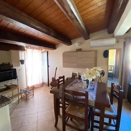 Apartman La Mansarda Sul Centro *